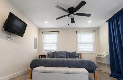 Cozy Corner Charming 1BR with WiFi - Foto 2