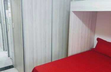 Studio completo frente à Praia do Gonzaga ( Pé na Areia ) - Foto 24