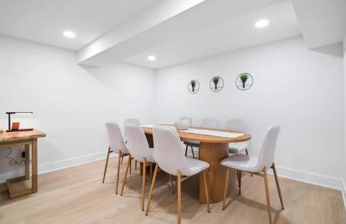 Luxurious Retreat with Sauna and Modern Design - Foto 35