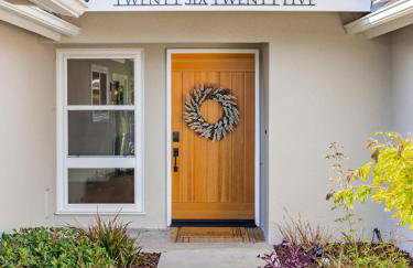 #Marbella Lane - Cozy Modern Home with Relaxing Design & Pool - Foto 70