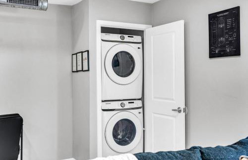 Modern 2BD 2BA Flat Gym and Pool Heart of Downtown - Foto 3