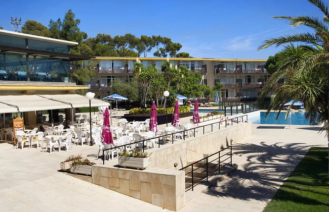 Aparthotel Comtat Sant Jordi - Photo 22