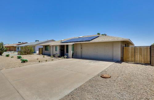 Golfers Oasis! 55 and Sun City West Retreat with Pool - Foto 33