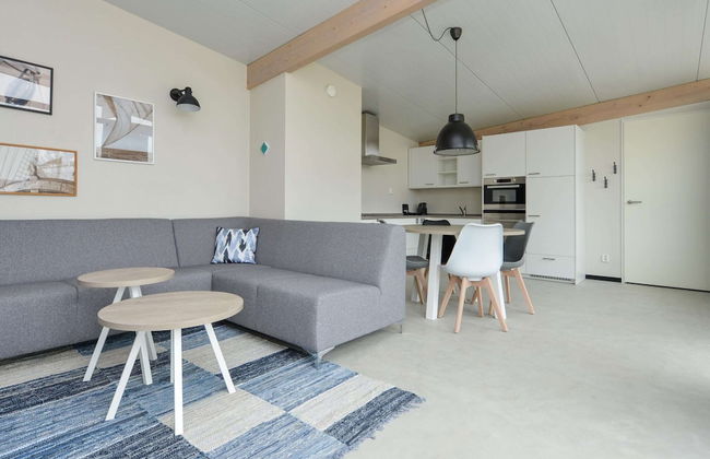 Nature Meets Luxury Stay - Photo 7