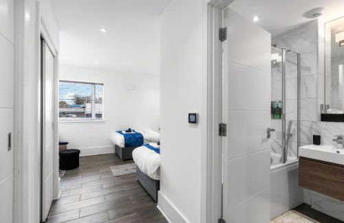 Stylish 2 Bed 2 Bath Hove Apartment - Walk to Station & Beach - Optional Parking - Sleeps 8 - Foto 46