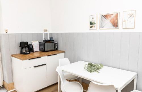 CosyHomes24 - Centrally with top traffic connection and balcony - UN01 - Foto 12