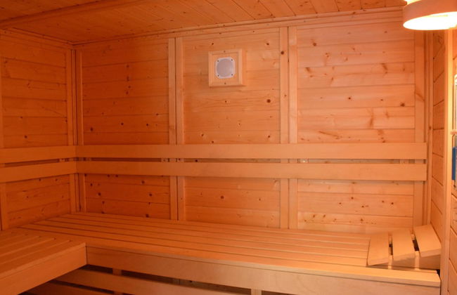 Holiday Home in Viroinval With Sauna - Foto 18