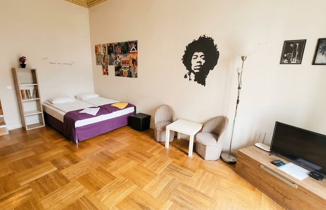 Mosaic Center Apartments - Photo 36