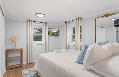 Dual Home Retreat! Walk Between Both! Sleeps 28 - Foto 16