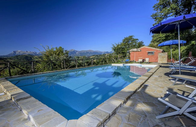 Gorgeous Apartment With Pool Near Sibillini Mountains - Photo 64