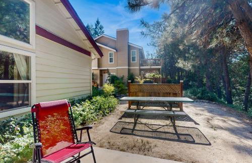 Creekside & Cozy - Foto 24