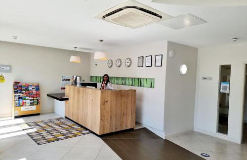 Axiom Park Hotel - Photo 72