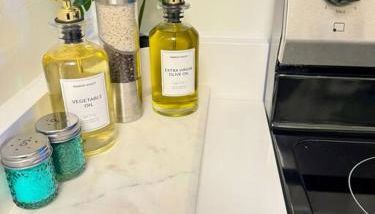 Stylish Cozy Family Cottage with Golf Cart - 1 mile to Dwntn Ocean Springs and beach - Foto 5