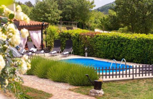 Casa Sara and Sasha near Motovun with private pool - pet friendly truffle paradise - Foto 9