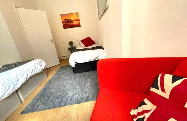 Spacious 2-bed Apartment With Hot tub and Parking - Foto 6