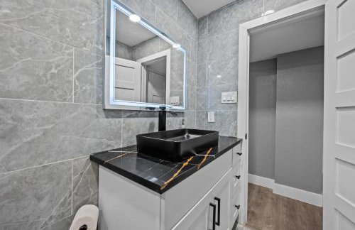 Bright and Cozy Studio in Prime West University Location - Foto 7