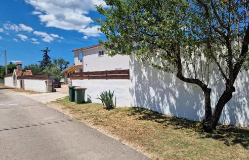 3 Bedroom Cozy Home In Sukosan - Foto 21