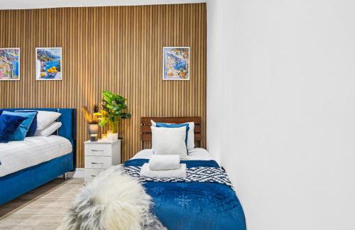 Deja Two Luxe 4BR House By AltoLuxo Short Lets & Serviced Accommodation With Free WiFi & Parking - Foto 2