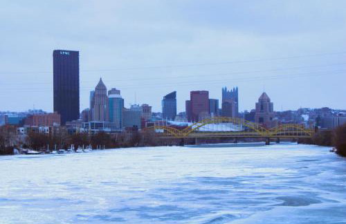 Refined Studio New Construction 1 Mile From Town - Foto 20