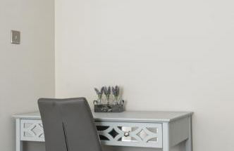 Luxury 5 Star apartments, Parking, Garden, near Metro Stations 10-15mins to London - Foto 24