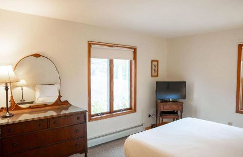 Lake Orchard View- 8 BR with Lake Access and Fire Pit - Foto 18