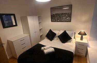 Spacious City Centre 2-Bedroom Apartment by StaySavvy Accommodation - Foto 27