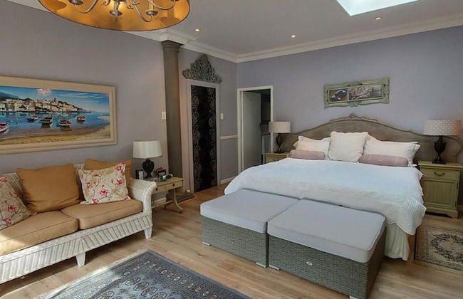 Platinum Suite With Private Terrace! For 2 Guests - Roosboom Luxury Apartment - Photo 4