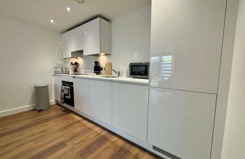 Luxury 2 bed Apt Near Ascot & Windsor - Foto 8