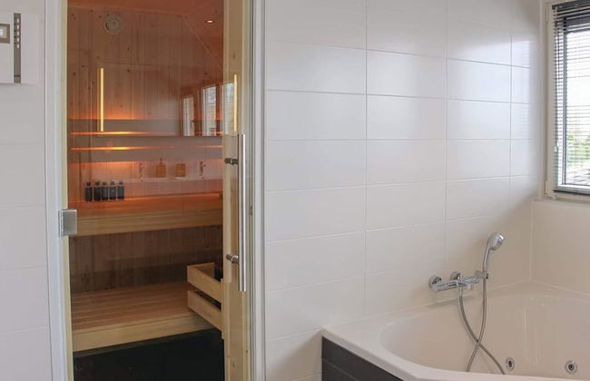 Villa in Friesland With Sauna & Bubble Bath - Foto 26