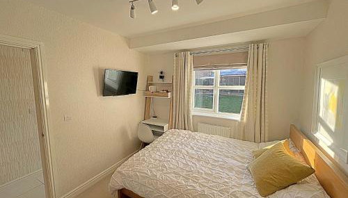 Cosy & Chic in great location near Loughborough Uni & East Midlands Airport - Foto 2