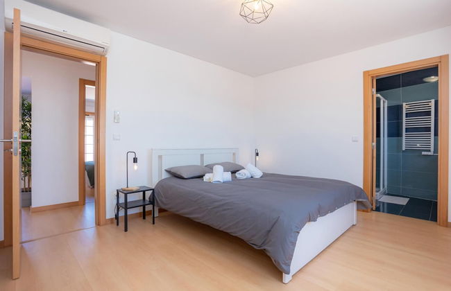 Terrace Bairro Novo by Rent4all - Photo 6