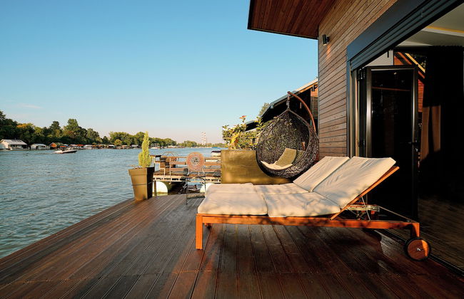 Beach House Belgrade - Photo 15