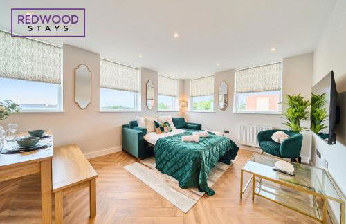 Brand New Premium Serviced Apartments, Free Parking, High-Speed WiFi By Redwood Stays - Foto 56