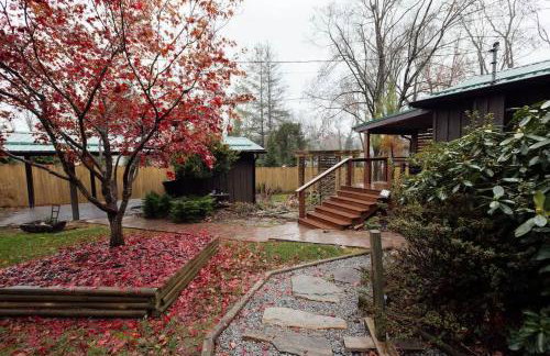 Home with Sauna & Hot Tub & Lake Access - Foto 34