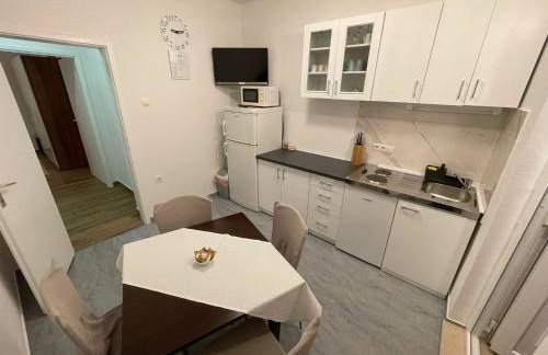 Apartments TOM - Photo 33