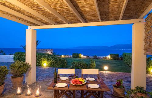 Almyra Seaside Villa with Private Pool - Sleeps 9 - Photo 3