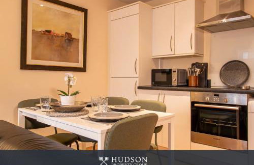 Central Three Bedroom Apartment with Parking - Foto 9