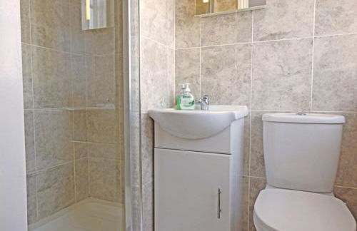 Bury Villa - 7 bedrooms sleeping 18 guests - Photo 22