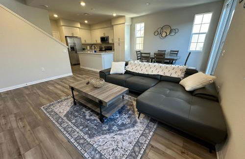 3 bed 3 Bath Gated Corner unit - Foto 1