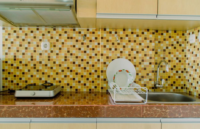 Comfortable and Simply Studio Apartment at Tamansari Skylounge - Foto 8