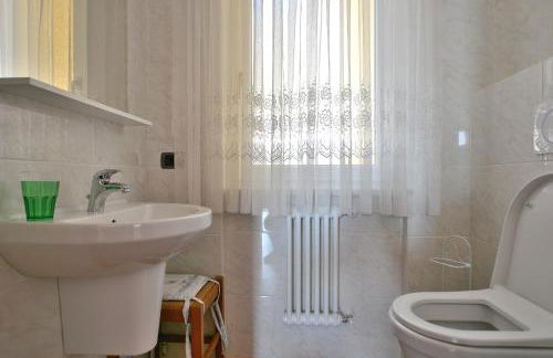 Orange Apartment In Marciaga di Costermano - Foto 18