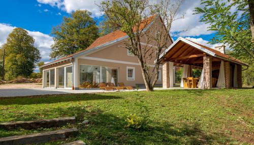 Villa Nikšić - Photo 2