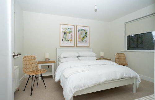 Spacious Family Stay Near the City - Foto 11