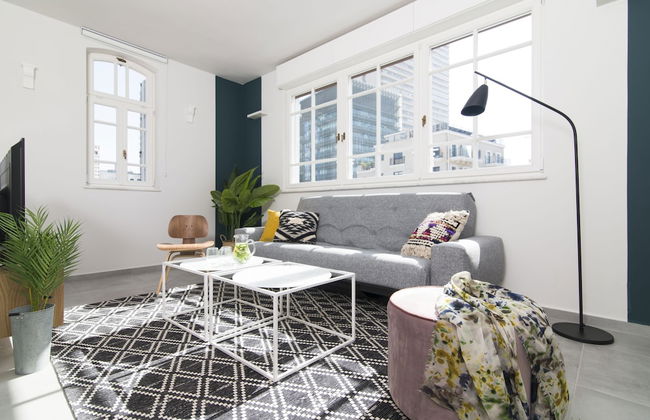 Mr. Katinsky - By TLV2GO - Foto 28