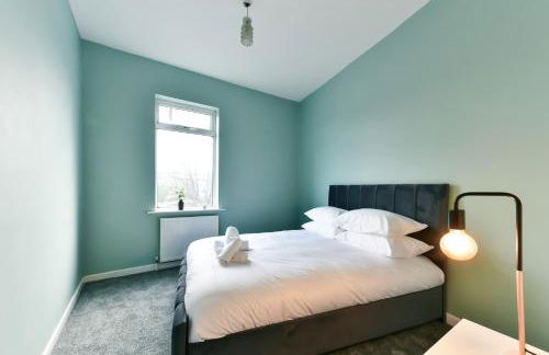 4 Bedroom, 2 bathroom house - Free Parking - Foto 8