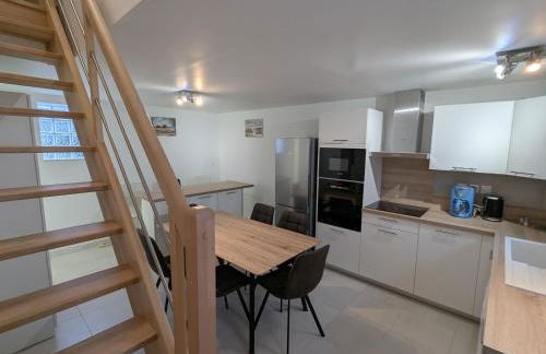 Gîte convivial avec climatisation, 4 chambres, terrasse, parking - 6 pers. - FR-1-590-567 - Foto 7