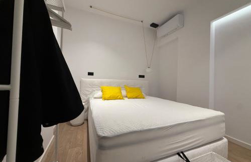 Studio 8 black & Yellow Urban Apartment City Center - Foto 33