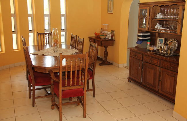 Borrowdale Ground Floor with Poolview - Foto 18