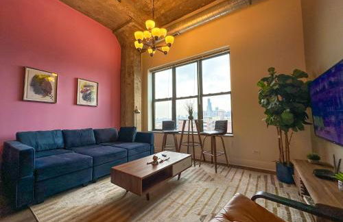 Modern 2BR Loft with Amazing City Skyline View and Optional Parking for 8 Guests Near McCormick Place and Soldier Field - Foto 9