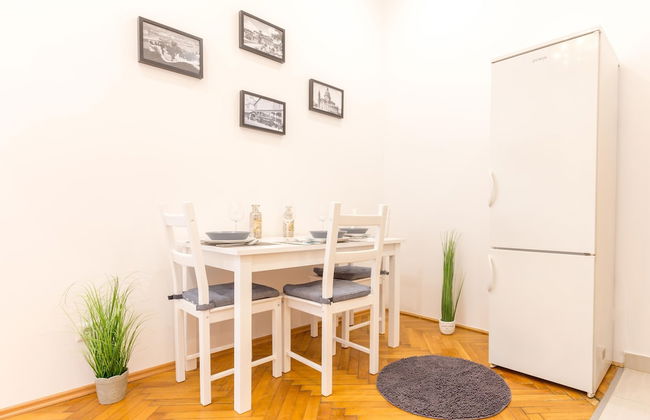 Real Apartments Zoltan II - Photo 11